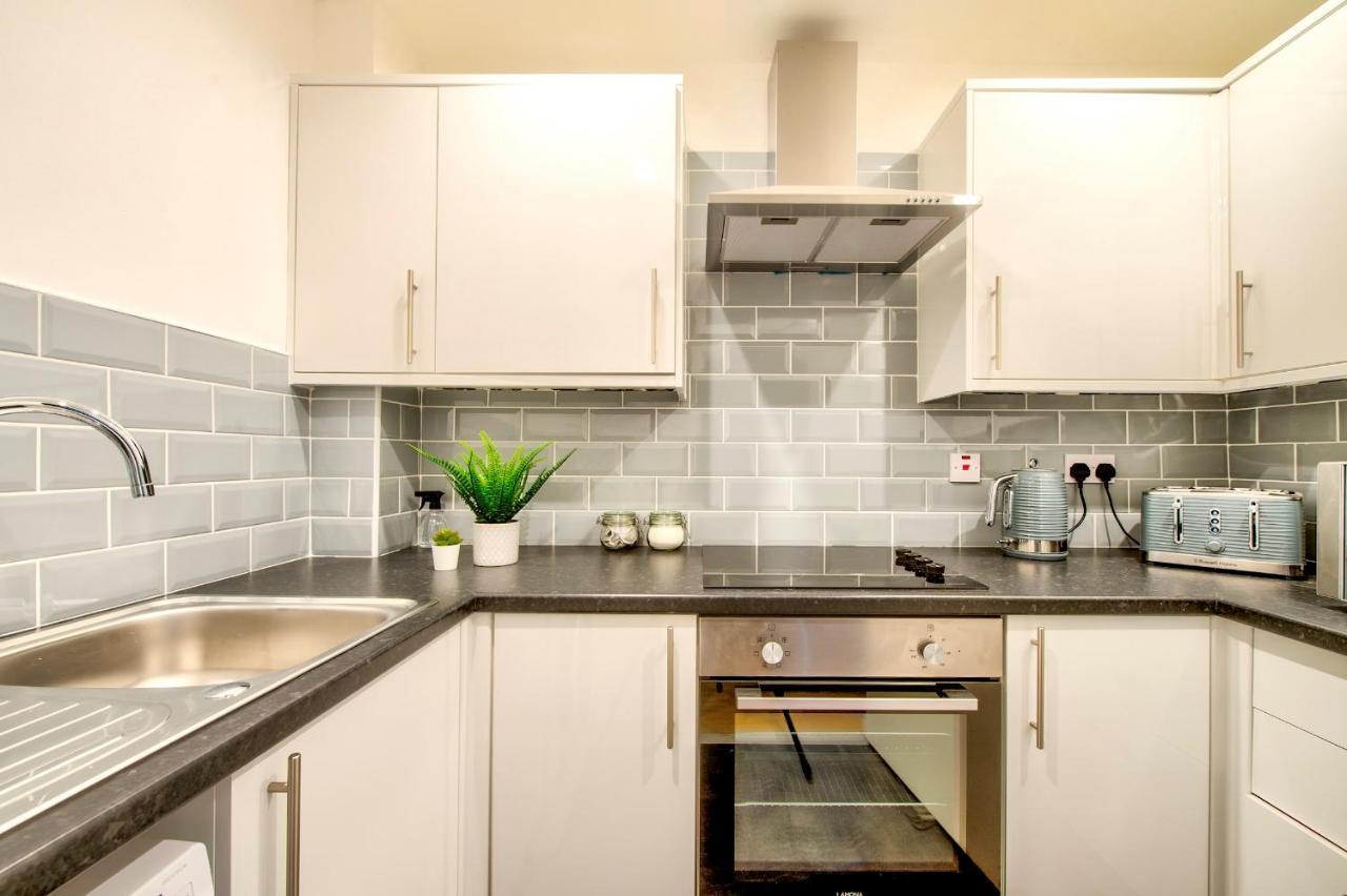 شقة غلاسغو  في Pass The Keys Stylish 2 Bed In Heart Of West End المظهر الخارجي الصورة