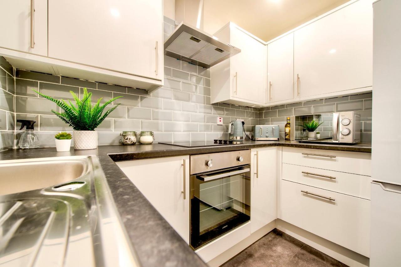 شقة غلاسغو  في Pass The Keys Stylish 2 Bed In Heart Of West End المظهر الخارجي الصورة